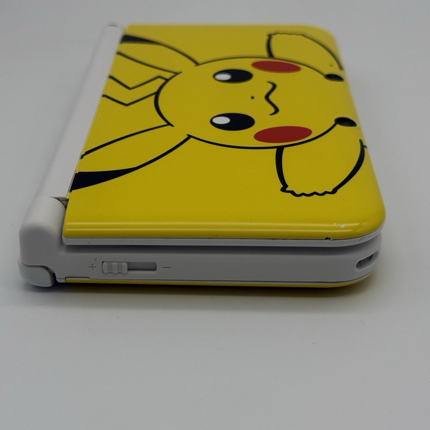 Nintendo 3DS XL Pikachu Yellow Handheld Console w/Case NTSC-U US Region - Tested7