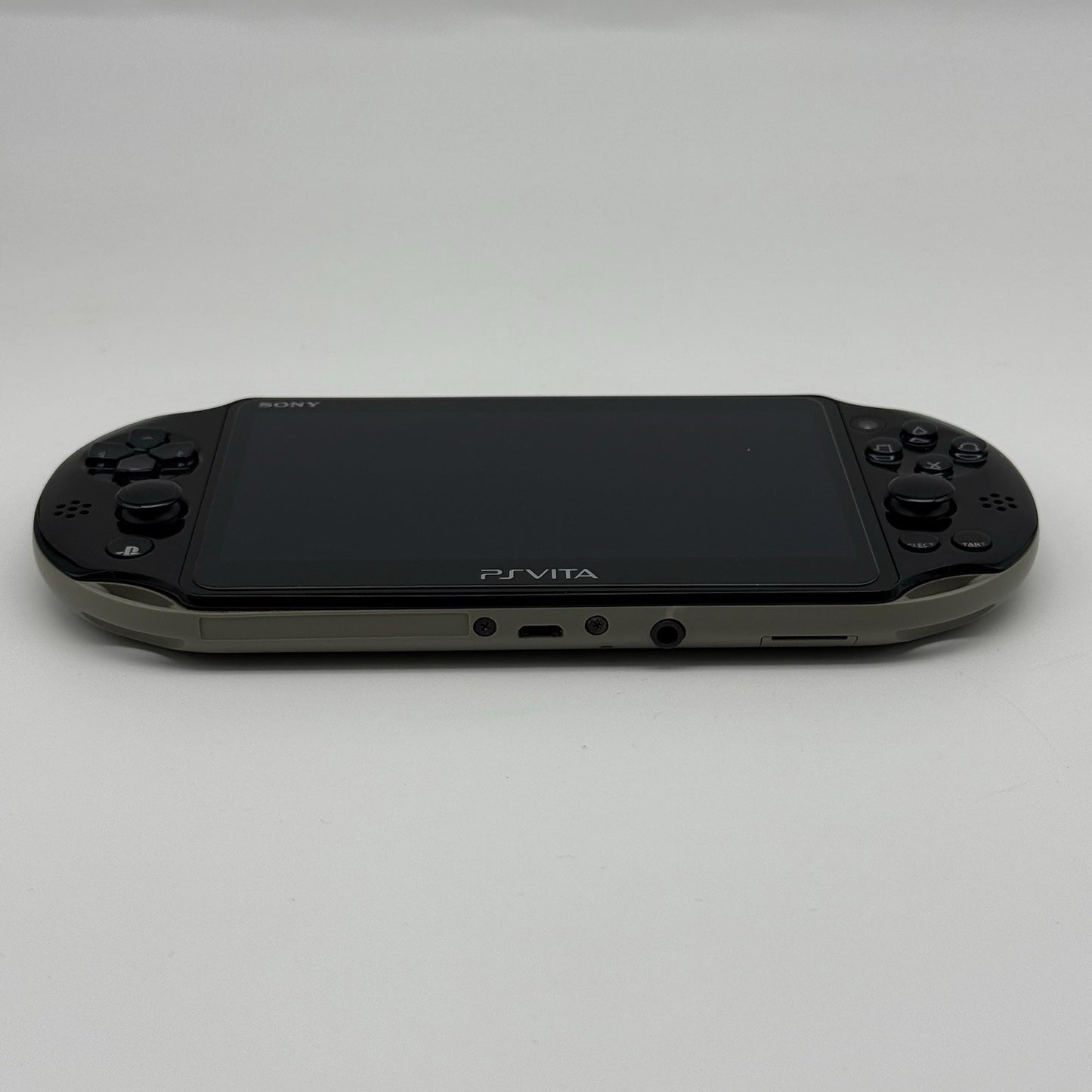 PS Vita PCH-2000 God Eater 2 Sony Playstation Special Ed Console Charger & Case6