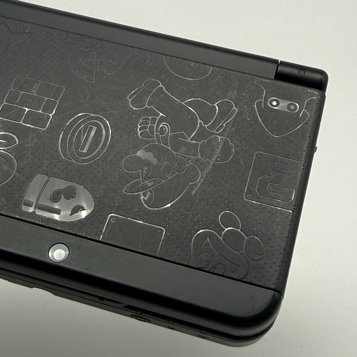 “new” Nintendo 3DS Super Mario Black Special Edition Console w/Charger - Tested21