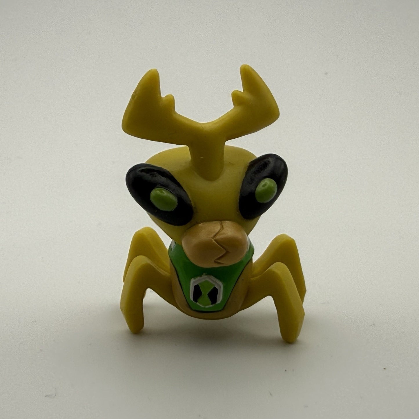Ben 10 Omniverse Ball Weevil 2" Mini Figure Bandai 2013 Factory Sample Very Rare0