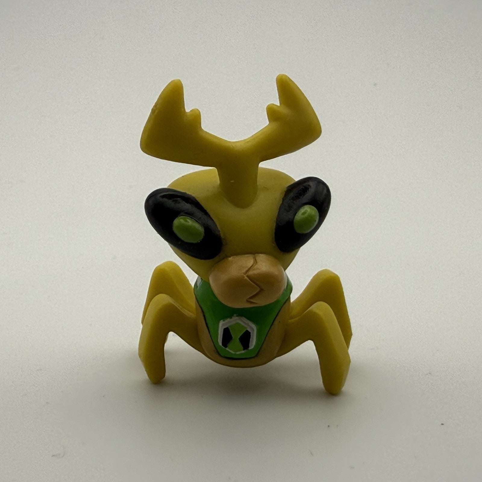 Ben 10 Omniverse Ball Weevil 2" Mini Figure Bandai 2013 Factory Sample Very Rare0