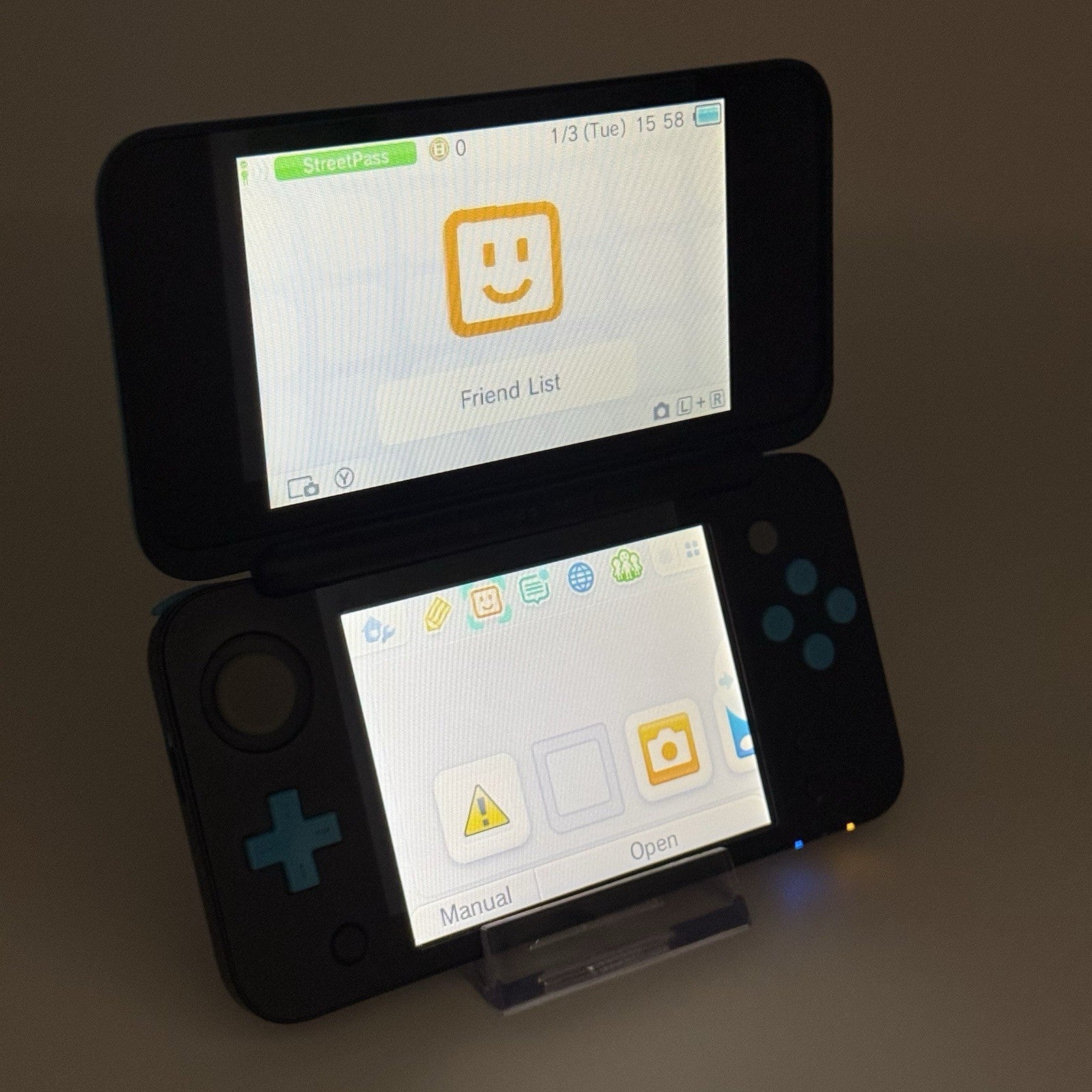 “new” Nintendo 2DS XL Console Black Turquoise w/Charger - Tested Working3