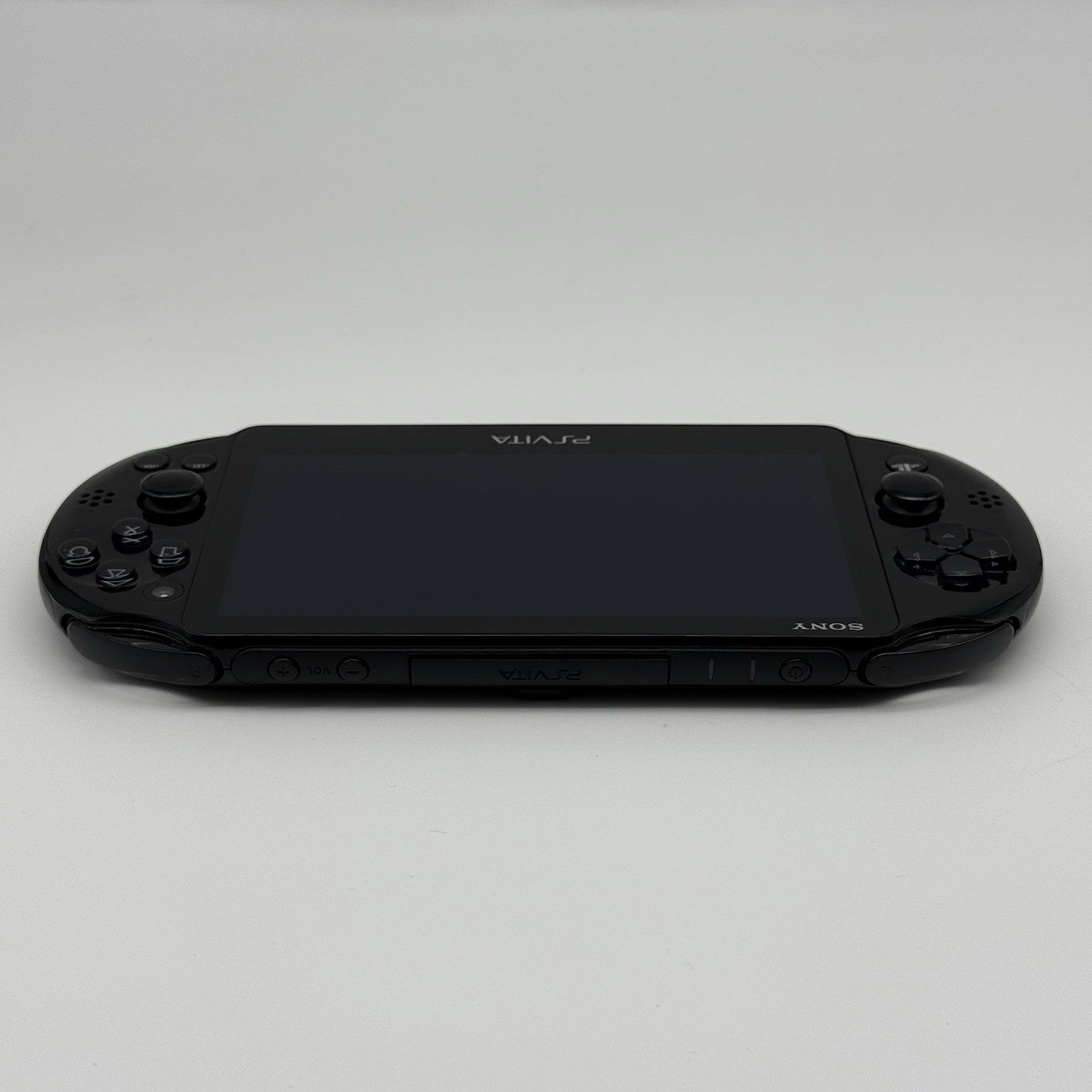 PS Vita PCH-2000 God Eater 2 Sony Playstation Special Ed Console Charger & Case11