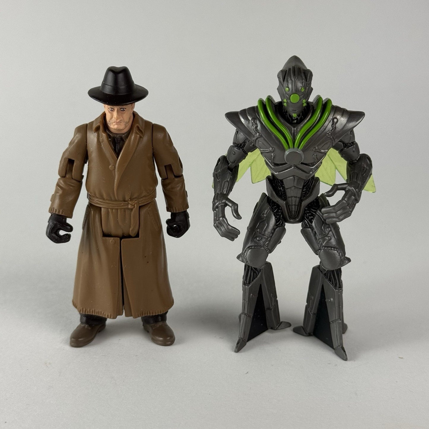 Ben 10 Alien Force/Alien Swarm Figure Lot Of 3: Victor Validus, Nanomech (x2)2