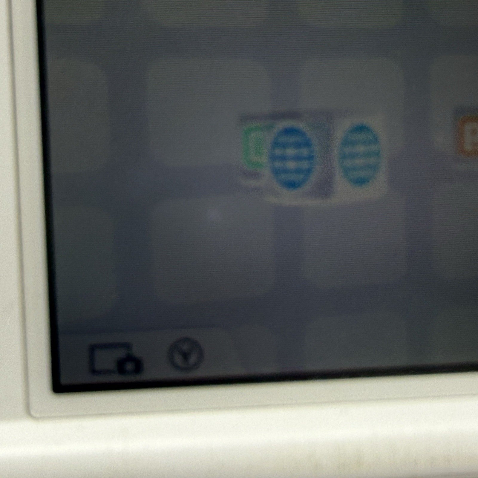 Nintendo 3DS XL LL Mint White Console JP Region - *For Parts Repair* Camera & LR22