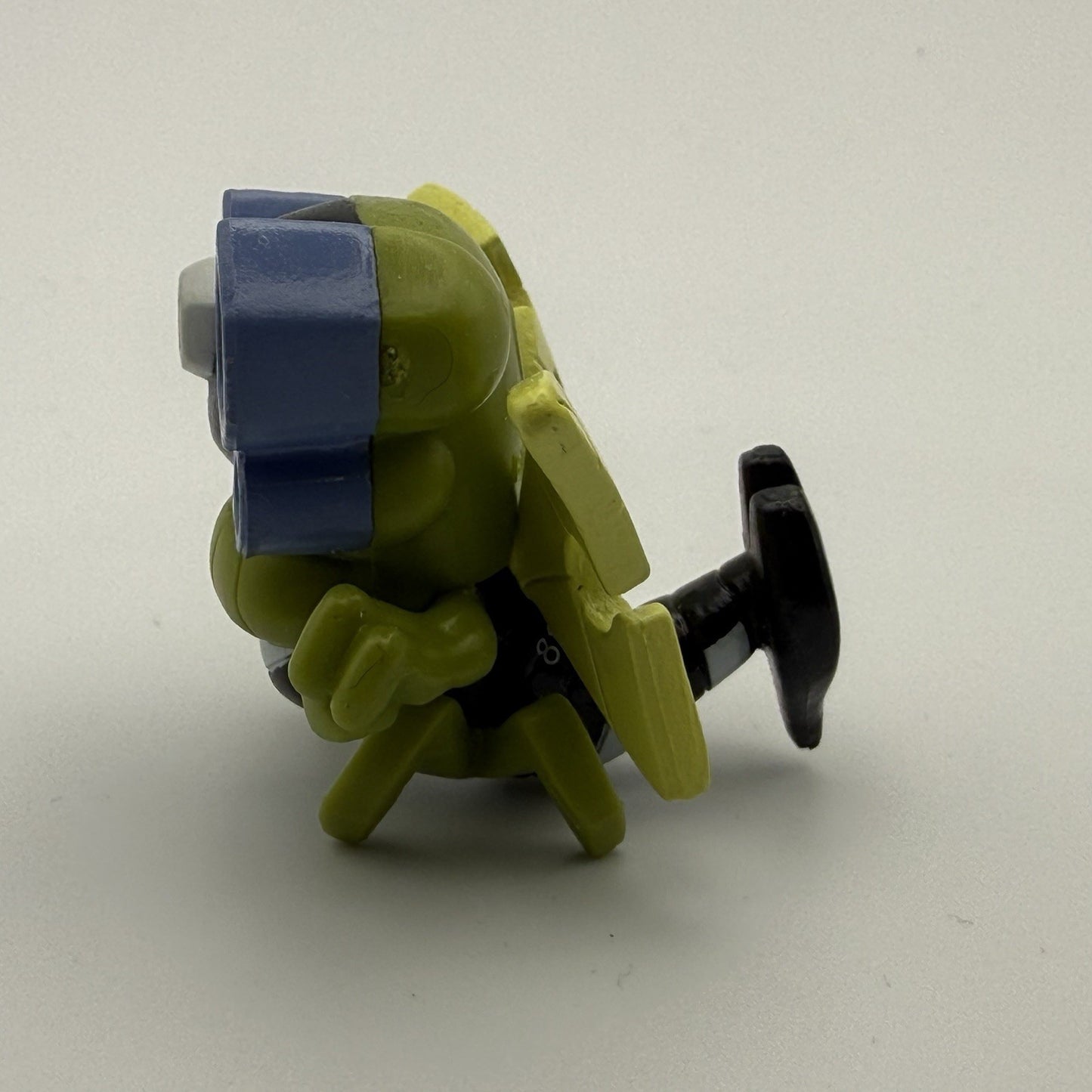 Ben 10 Omniverse Stinkfly 2" Mini Figure Bandai 2013 Factory Sample - Very Rare4
