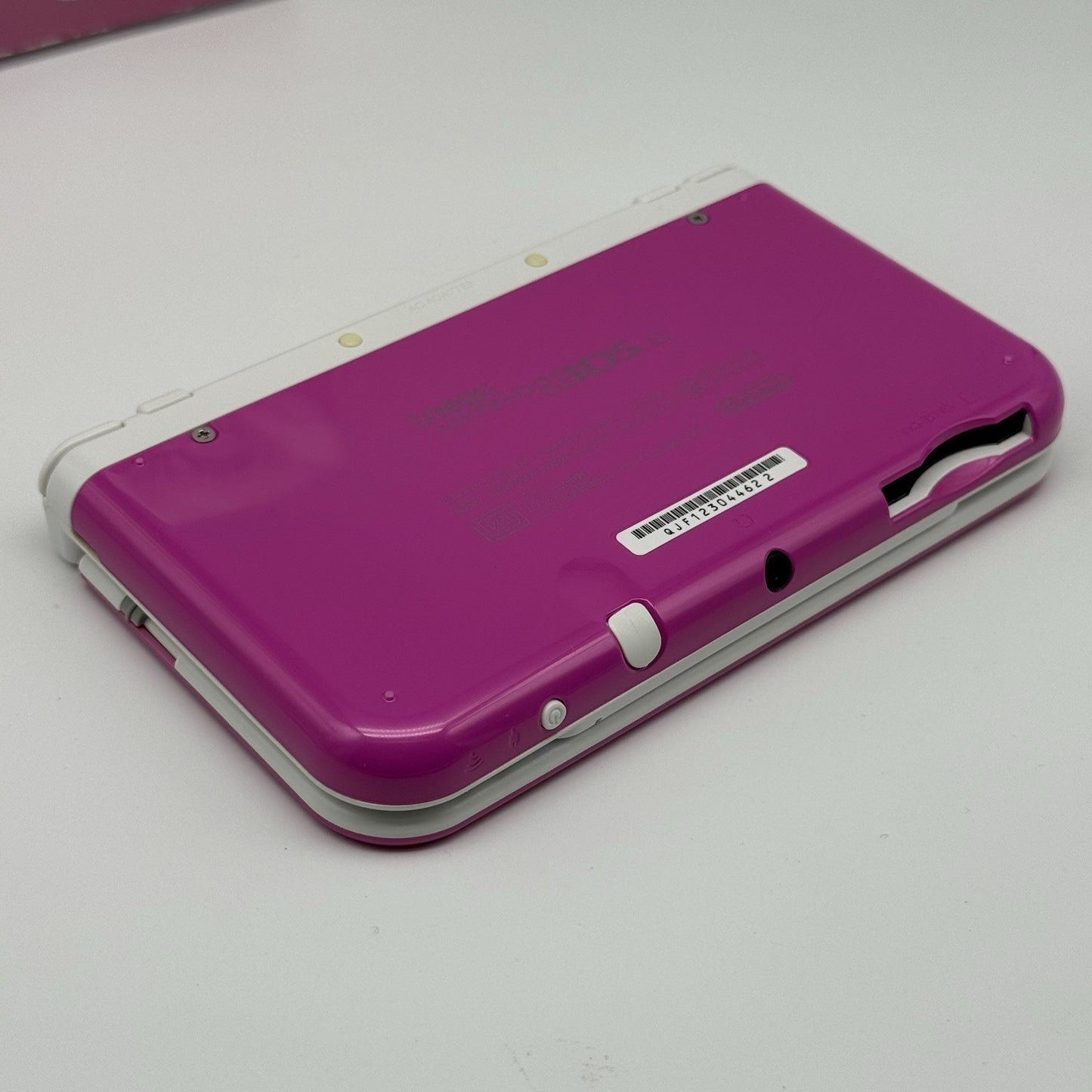 “new” Nintendo 3DS XL/LL Pink White Console Bottom IPS Region Free CIB w/Box USA7