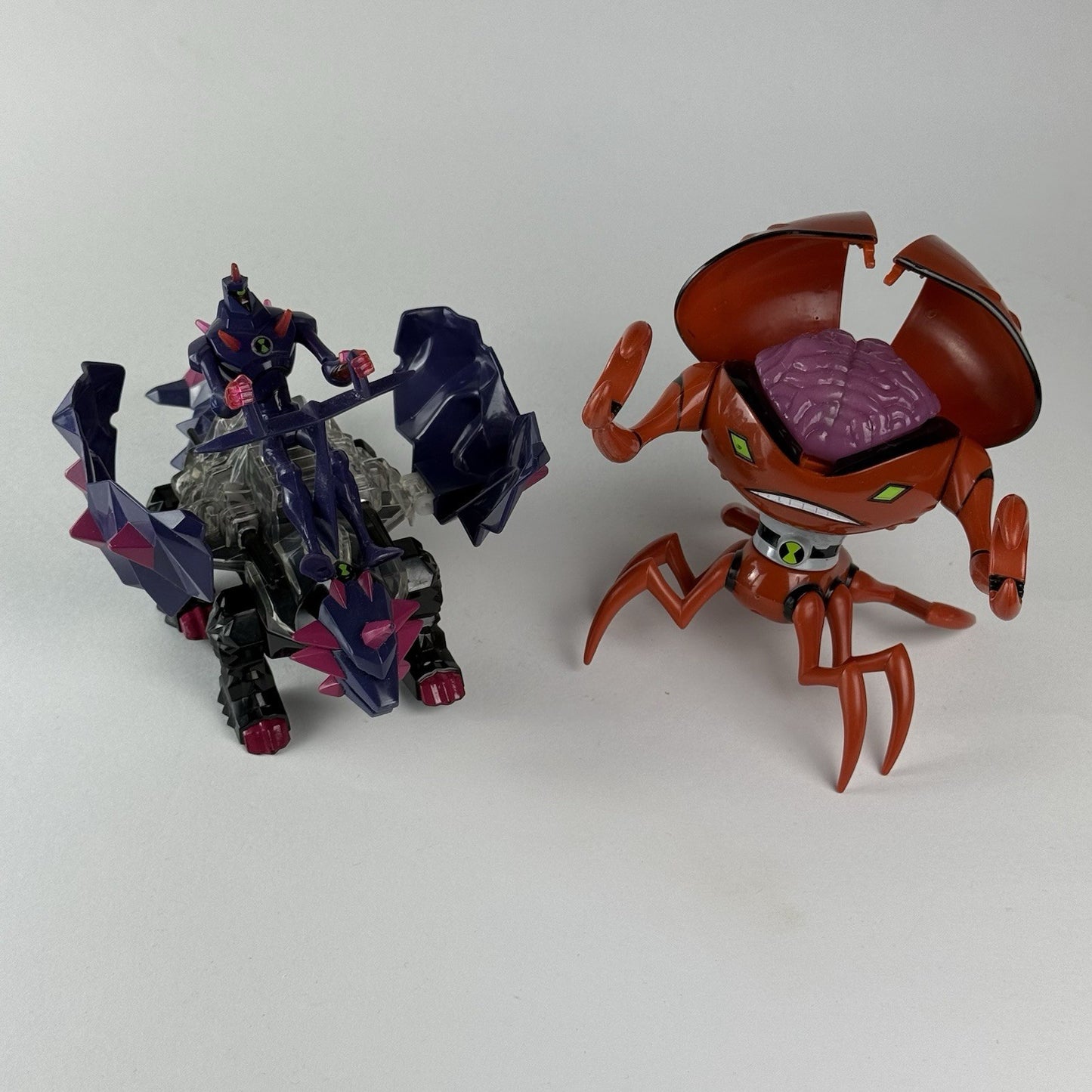 Ben 10 Alien Force Chromastone Cristalceratops & Brainstorm DNA Alien Figures0