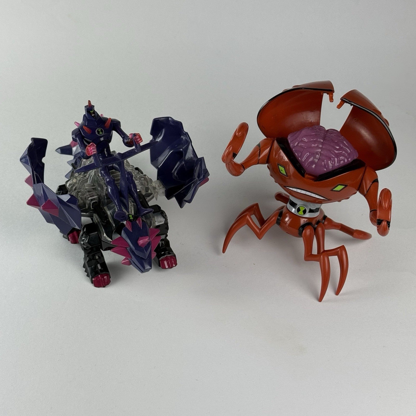 Ben 10 Alien Force Chromastone Cristalceratops & Brainstorm DNA Alien Figures0