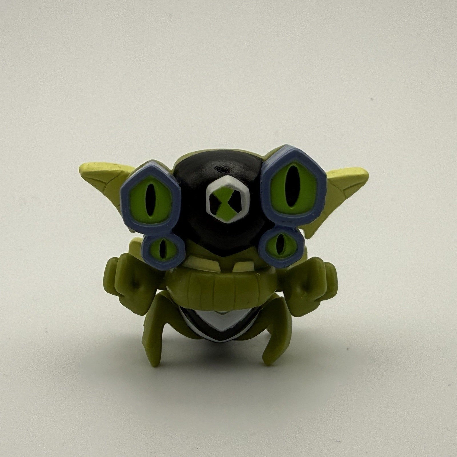 Ben 10 Omniverse Stinkfly 2" Mini Figure Bandai 2013 Factory Sample - Very Rare0