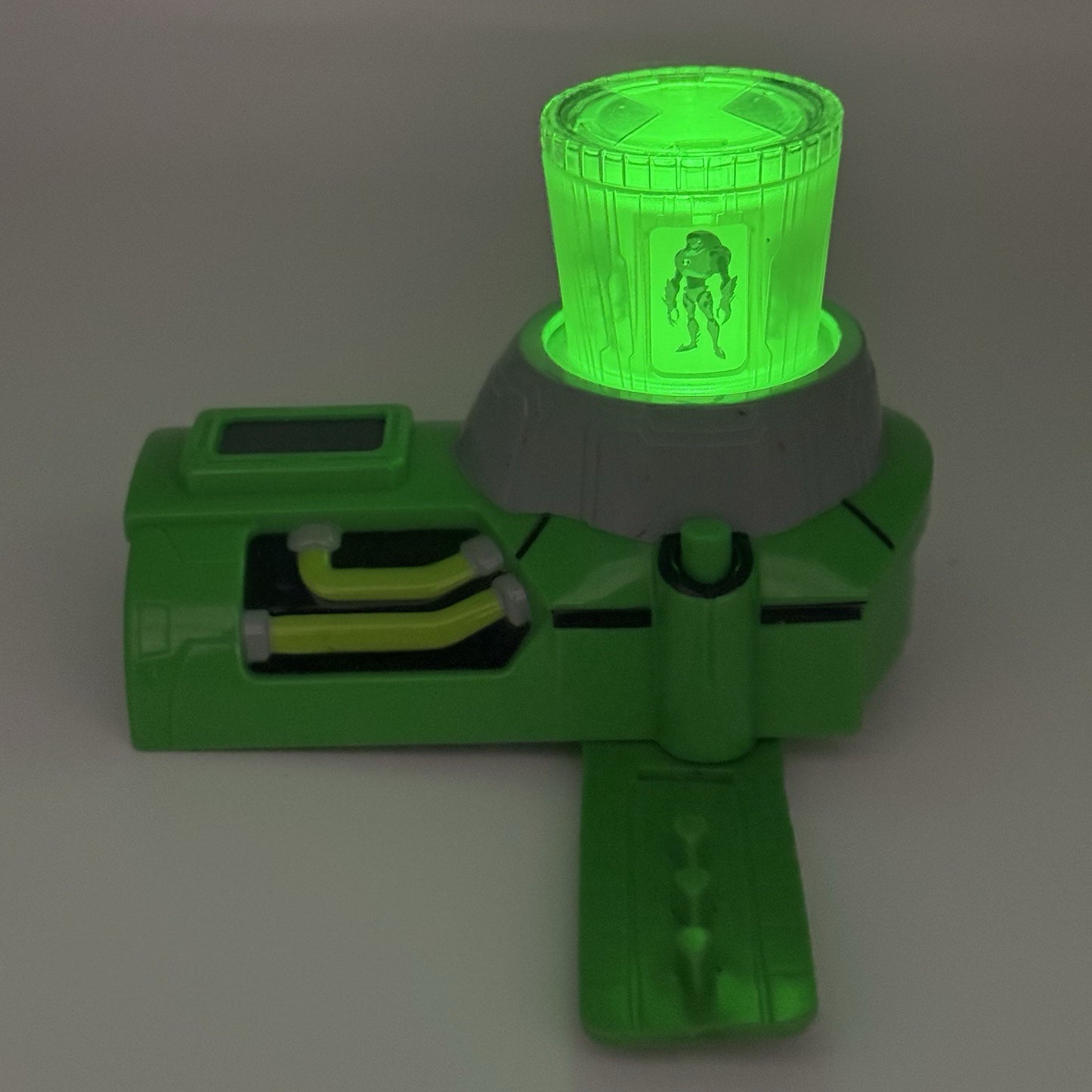 Ben 10 Vuescope Ultimatrix Omnitrix 2010 Alien Watch Light CN Bandai Rare Tested0