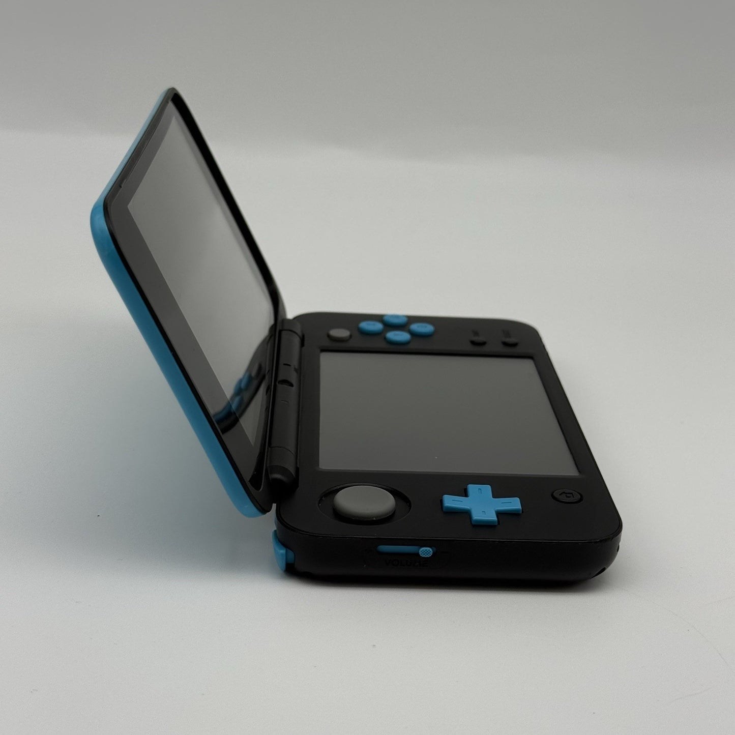 “new” Nintendo 2DS XL Black Sold AS-IS For Parts Or Repair Broken Not Working2