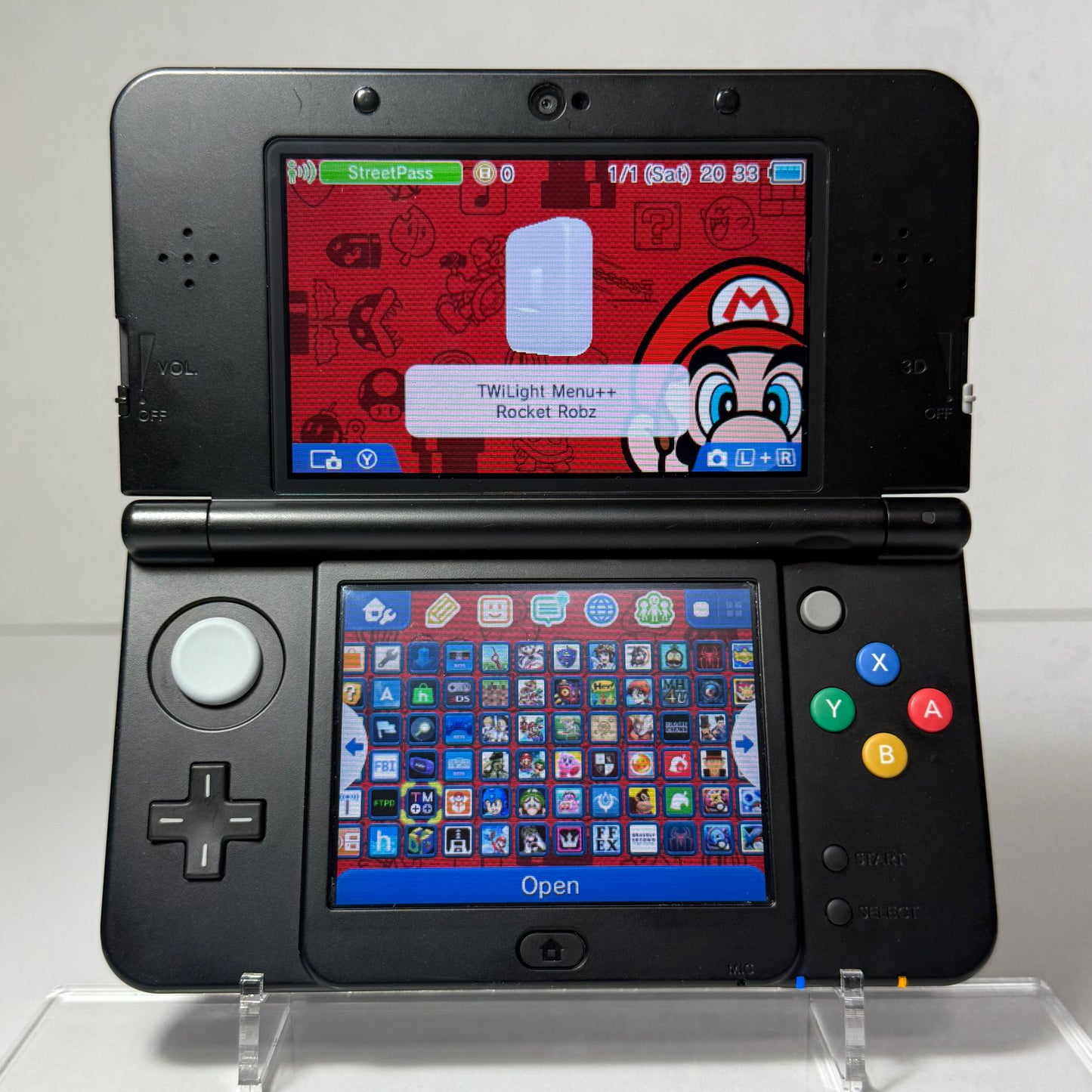 n3DS [850+ Games] (128GB) - Super Mario Black Edition